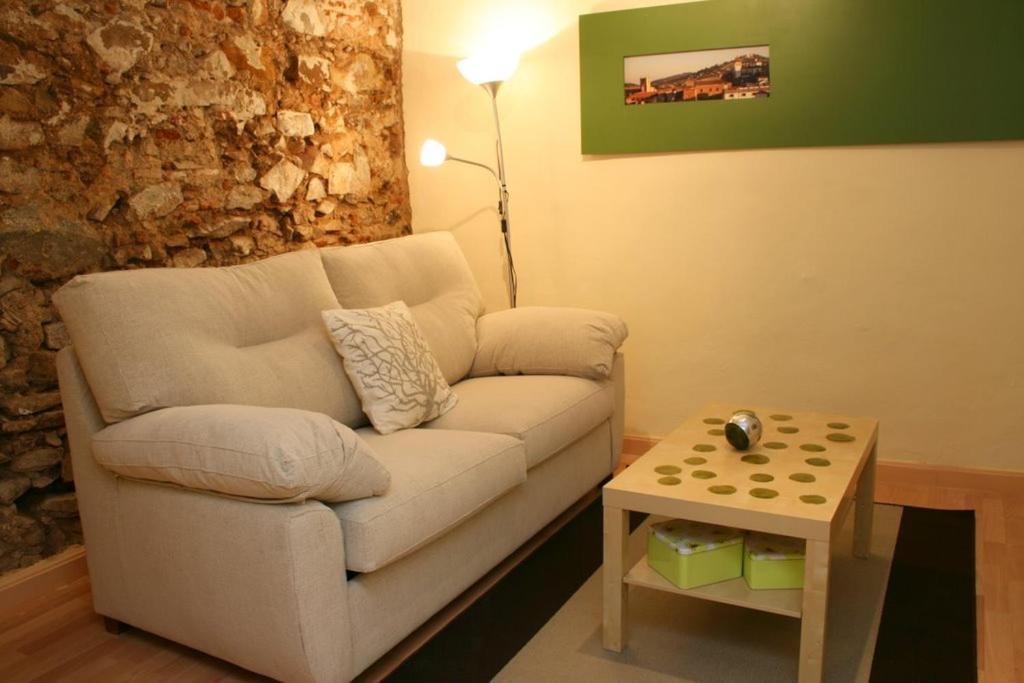 Apartamentos Caces Rum bild