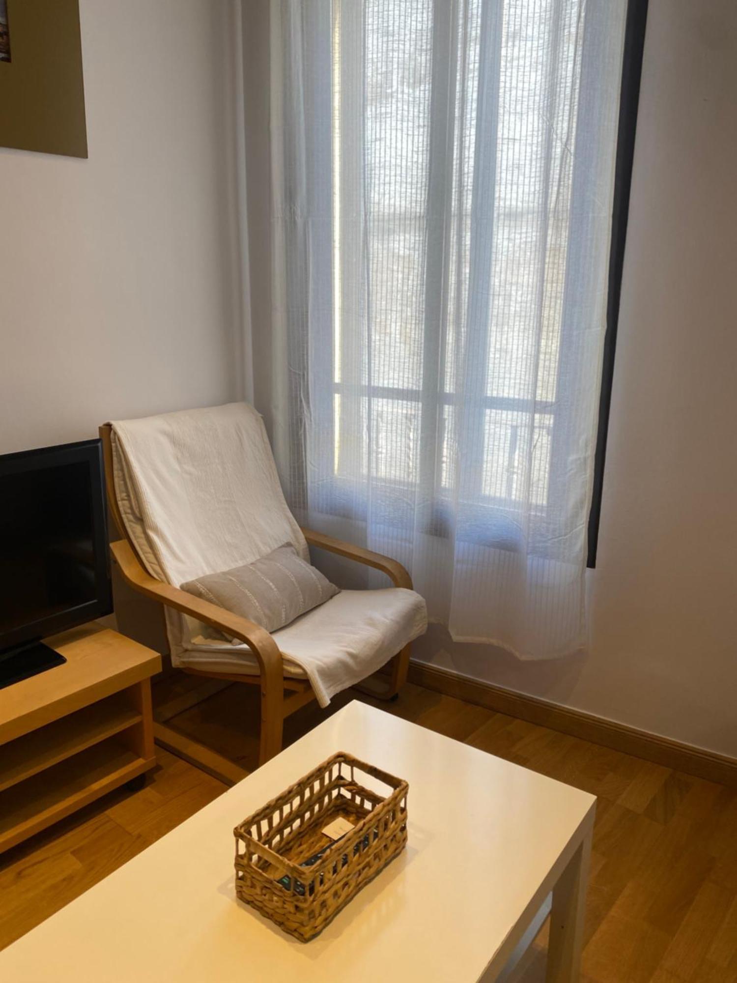 Apartamentos Caces Exteriör bild