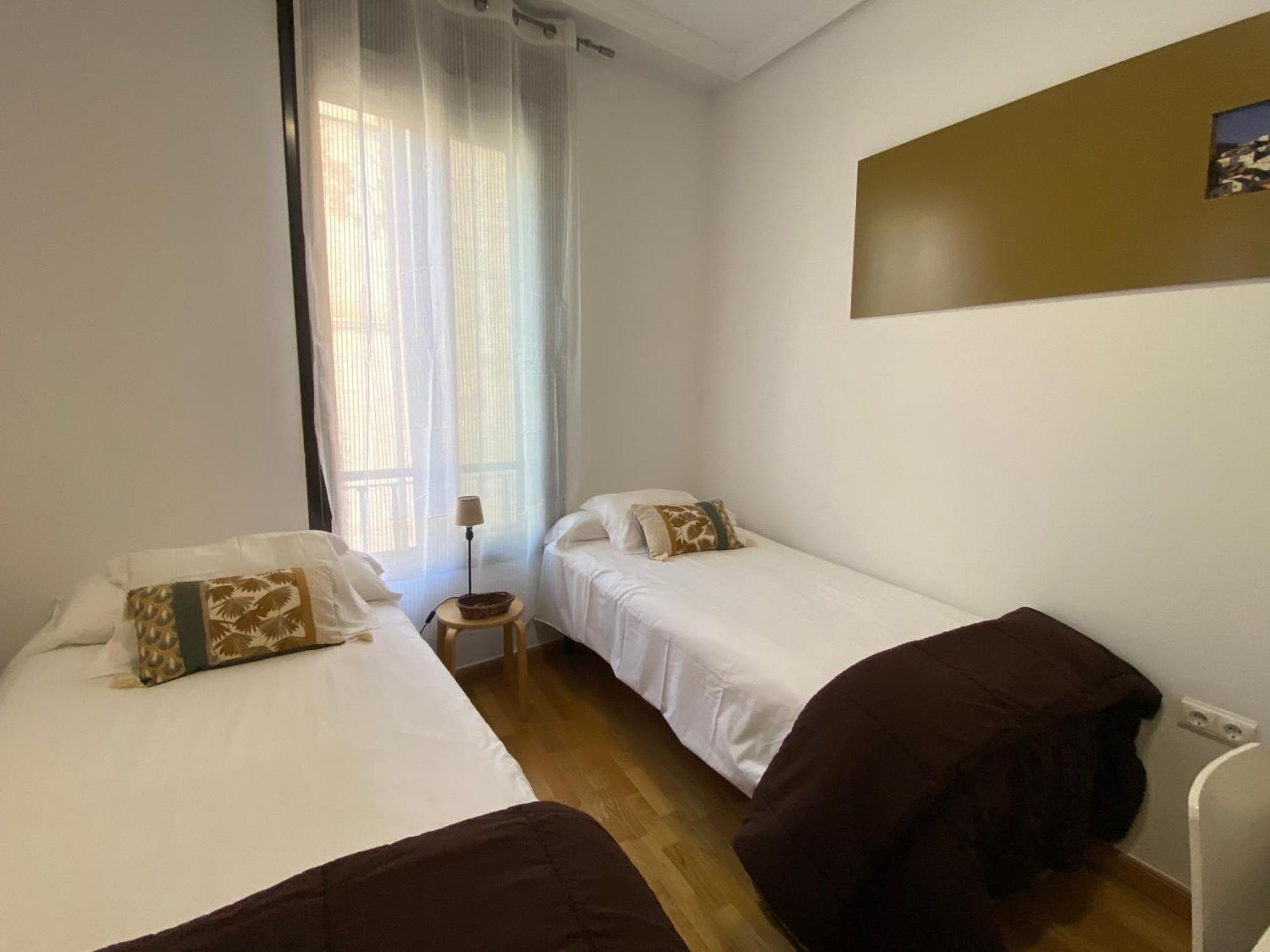 Apartamentos Caces Exteriör bild