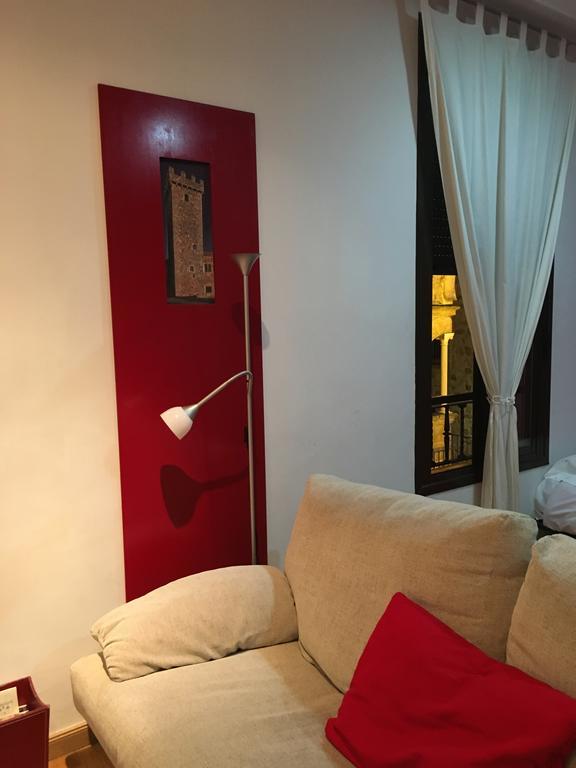 Apartamentos Caces Exteriör bild